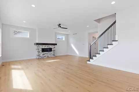 8076 Clarks Cv, Addison, MI 49220 photo 13