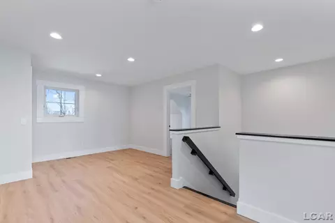 8076 Clarks Cv, Addison, MI 49220 photo 21