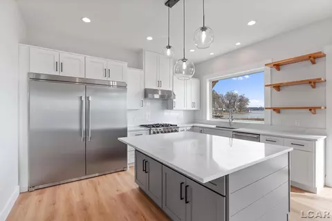 8076 Clarks Cv, Addison, MI 49220 photo 4