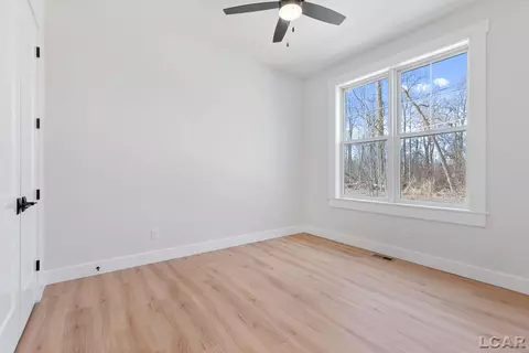8076 Clarks Cv, Addison, MI 49220 photo 18