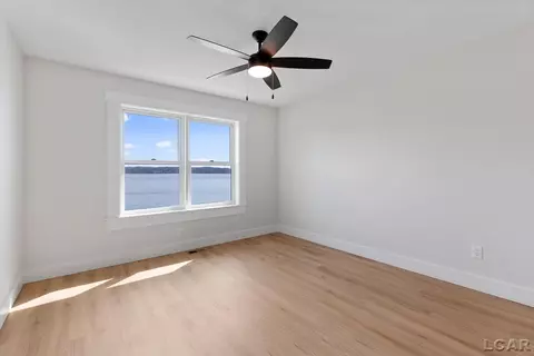 8076 Clarks Cv, Addison, MI 49220 photo 32