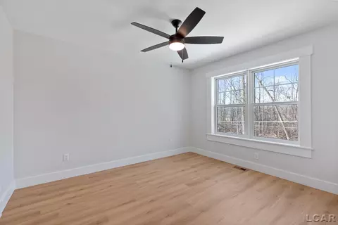 8076 Clarks Cv, Addison, MI 49220 photo 29
