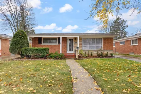 612 Englewood, Royal Oak, MI 48073