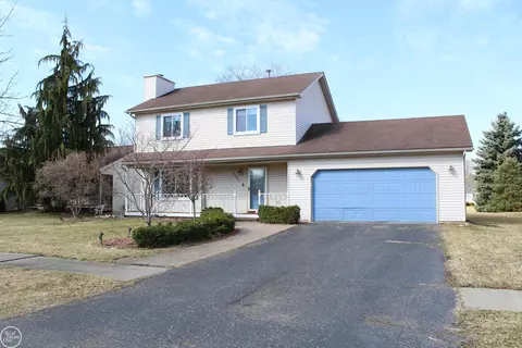 2599 Onagon, Waterford, MI 48328