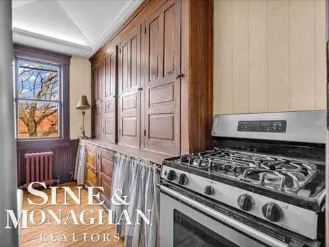 Kitchen - 1426 St Clair Riv, Algonac, MI 48001 photo 4 of 4