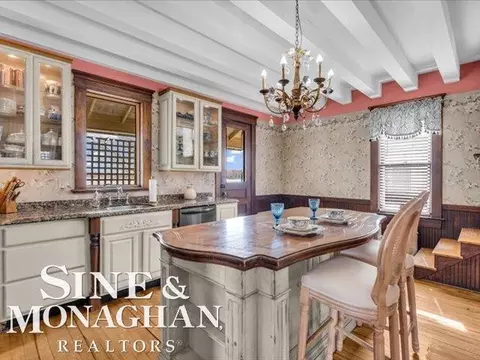 Kitchen - 1426 St Clair Riv, Algonac, MI 48001 photo 3 of 4