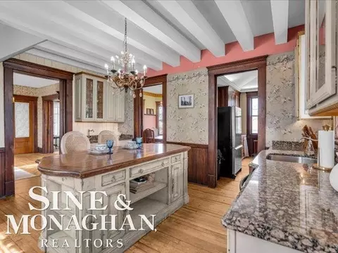 Kitchen - 1426 St Clair Riv, Algonac, MI 48001 photo 2 of 4