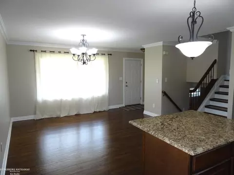 31807 Eiffel, Warren, MI 48088 photo 3