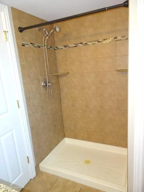 31807 Eiffel, Warren, MI 48088 photo 20
