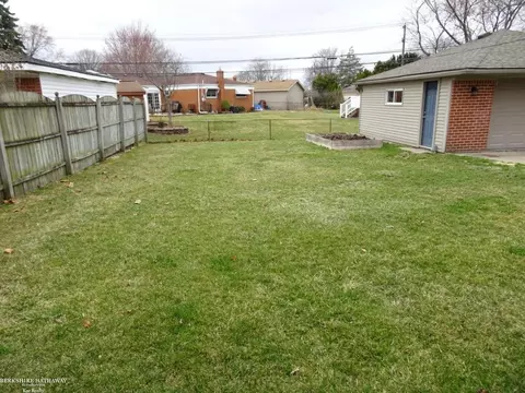 31807 Eiffel, Warren, MI 48088 photo 29