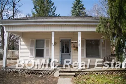 206 Prospect, Vassar, MI 48768