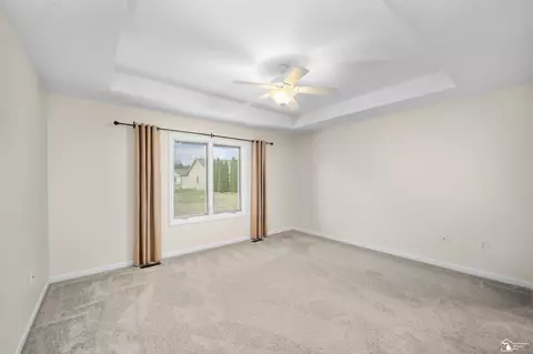 Bedroom - 2172 Delaware, Temperance, MI 48182 photo 5 of 6