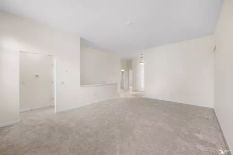 Living - 2172 Delaware, Temperance, MI 48182 photo 4 of 4