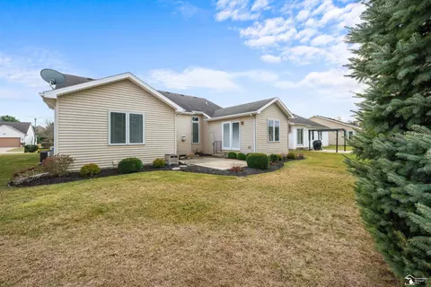 Exterior - 2172 Delaware, Temperance, MI 48182 photo 7 of 10