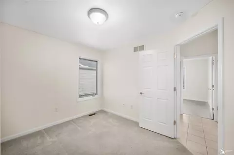Bedroom - 2172 Delaware, Temperance, MI 48182 photo 4 of 6