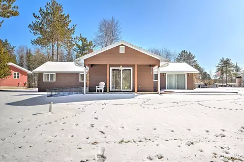 7630 W Riverview, Manistique, MI 49854