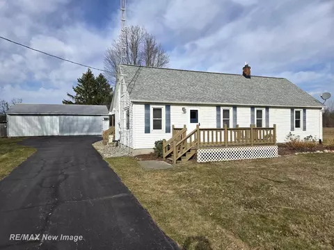 8656 S Raucholz, Saint Charles, MI 48655