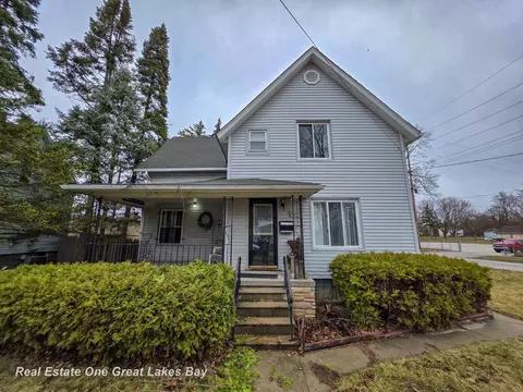 621 Hess, Saginaw, MI 48601