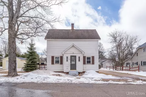 756 Michigan, Ishpeming, MI 49849