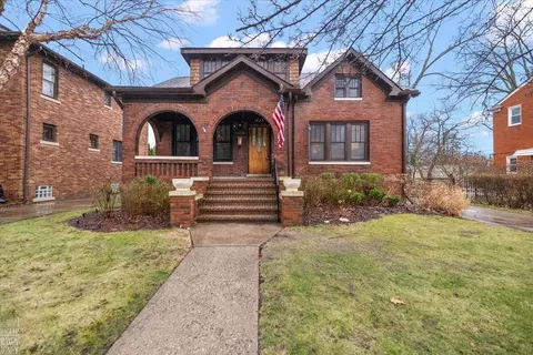 1433 Yorkshire, Grosse Pointe Park, MI 48230