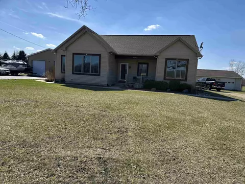 9060 Moscow, Jonesville, MI 49250