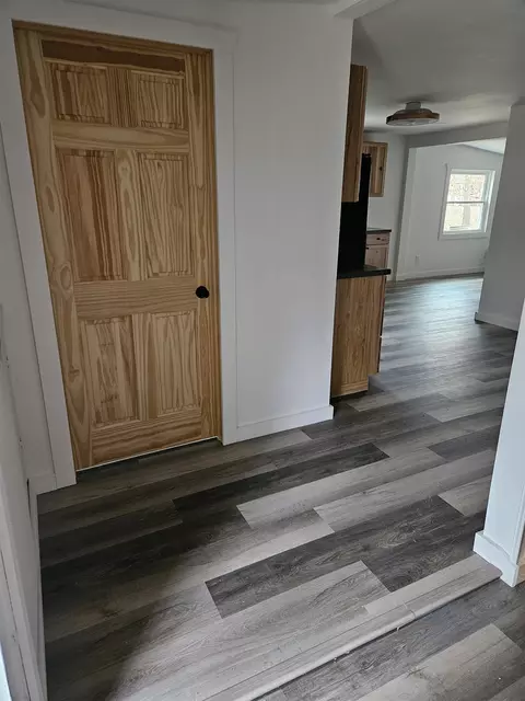 Entry Way - 4802 Maplewood, Harrison, MI 48625 photo 1 of 2