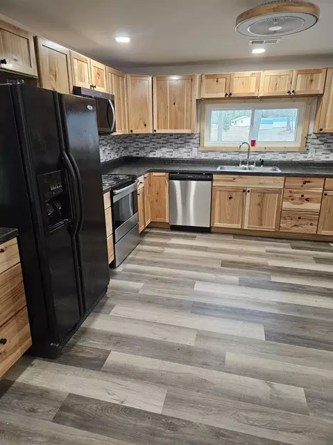 Kitchen - 4802 Maplewood, Harrison, MI 48625 photo 3 of 3