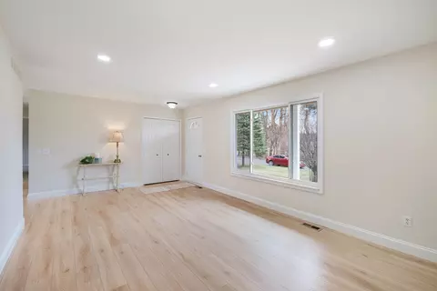 8352 Rustic, Linden, MI 48451 photo 7