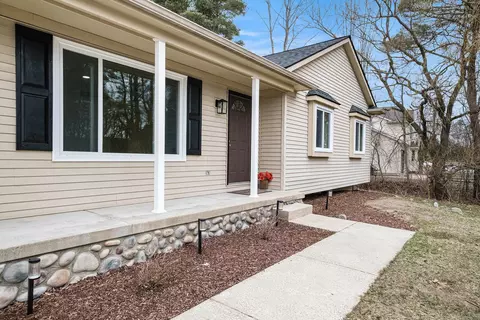 8352 Rustic, Linden, MI 48451 photo 5