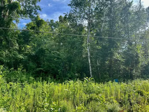 6201 Lapeer, Kimball, MI 48074