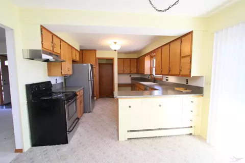 Kitchen - 1845 N Custer, Monroe, MI 48162 photo 1 of 3