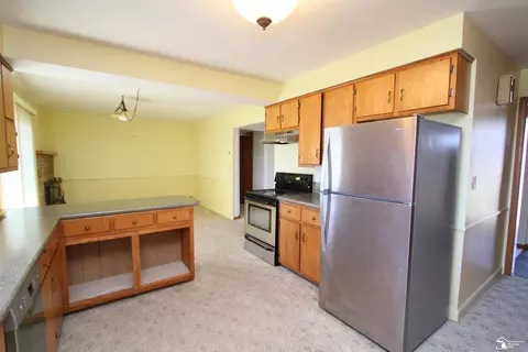 Kitchen - 1845 N Custer, Monroe, MI 48162 photo 3 of 3