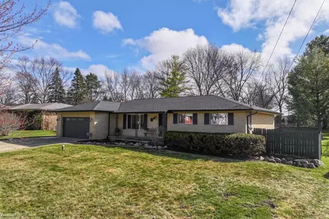 13307 Firestone, Fenton, MI 48430