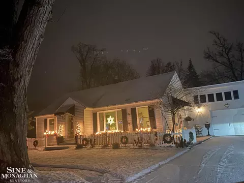 350 Colonial, Algonac, MI 48001 photo 46