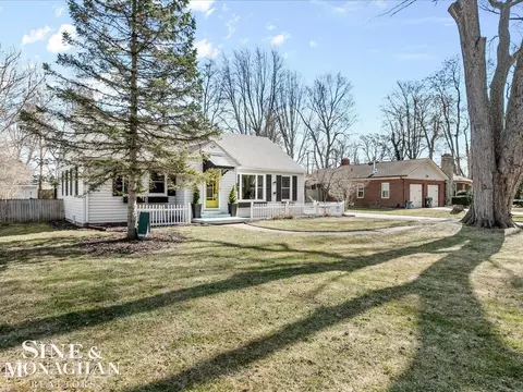 350 Colonial, Algonac, MI 48001 photo 3