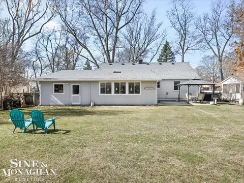 350 Colonial, Algonac, MI 48001 photo 24
