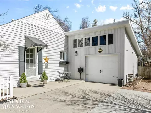 350 Colonial, Algonac, MI 48001 photo 4