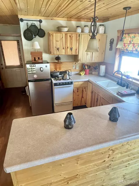 412 Cedardale 28th Rd, Cornell, MI 49818 photo 9