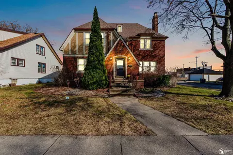 1627 Fort Park, Lincoln Park, MI 48146
