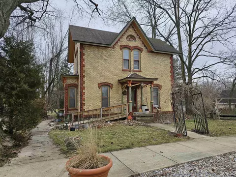 140 E Main, Vernon, MI 48476