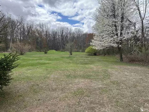 Exterior - 9405 Crabb, Temperance, MI 48182 photo 7 of 11