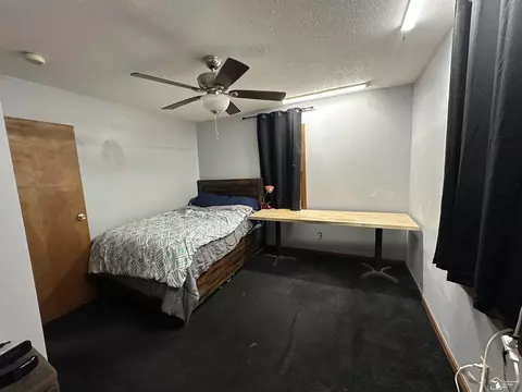 Bedroom - 9405 Crabb, Temperance, MI 48182 photo 5 of 5