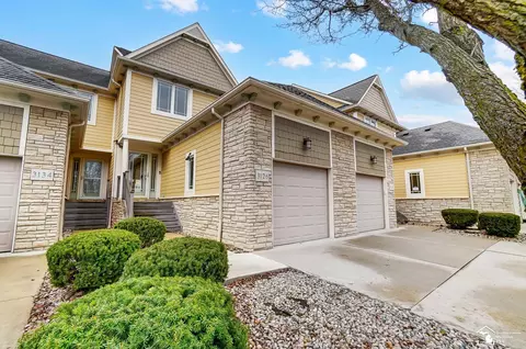 3126 Charme Hbr, Monroe, MI 48162