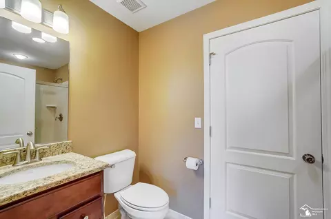 Bath - 3126 Charme Hbr, Monroe, MI 48162 photo 3 of 13