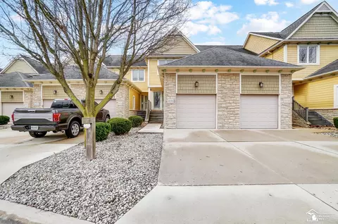 Exterior - 3126 Charme Hbr, Monroe, MI 48162 photo 3 of 8
