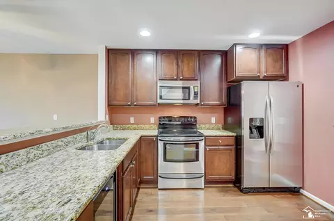Kitchen - 3126 Charme Hbr, Monroe, MI 48162 photo 1 of 5