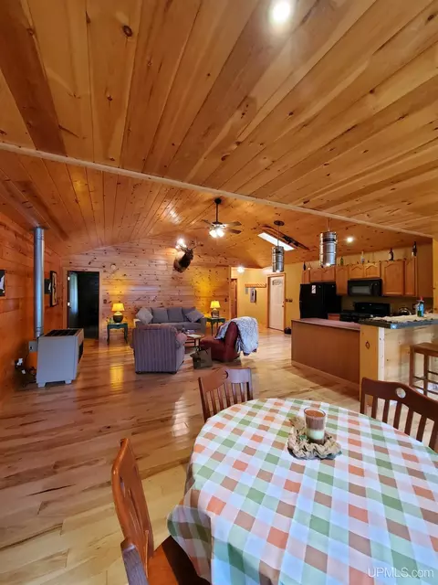 1397 N Chip Lk, Germfask, MI 49836 photo 21