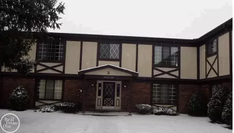 22777 Grove, Saint Clair Shores, MI 48080