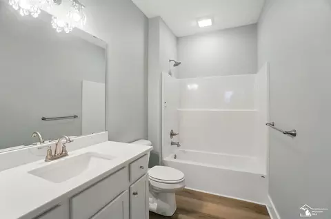Bath - 300 Central Park Blvd, Monroe, MI 48162 photo 6 of 9