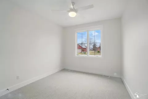 Bedroom - 300 Central Park Blvd, Monroe, MI 48162 photo 5 of 8
